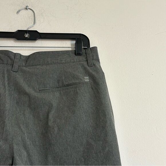 FreeFly Hybrid Short II Heathered Graphite 7" Size 32 Casual Performance - Picture 8 of 10